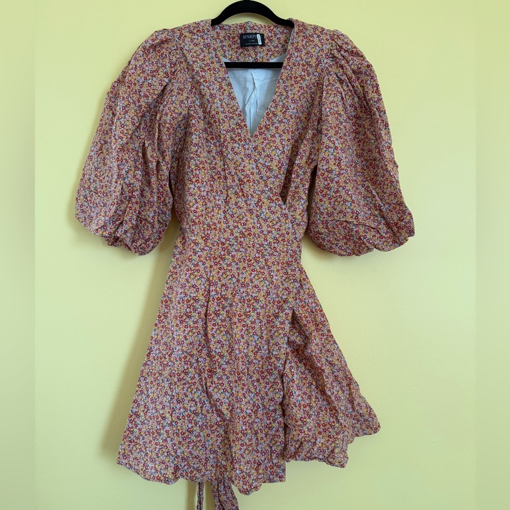 NEW MinkPink Floral Wrap Dress